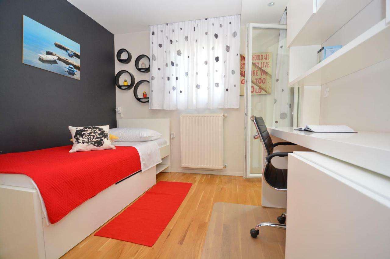 Spacious Premium Apt Lipotica With Oldtown View - Have A Memorable Holiday Zára Kültér fotó