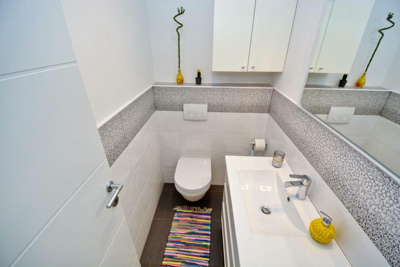 Spacious Premium Apt Lipotica With Oldtown View - Have A Memorable Holiday Zára Kültér fotó